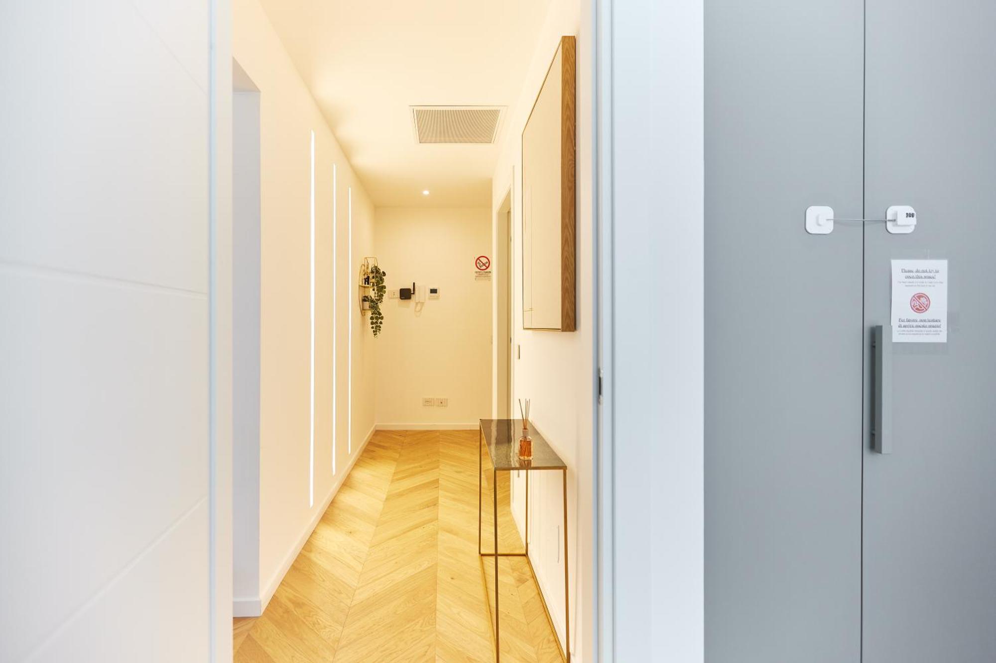 Duomo Imperial Suits - Modern And Comfortable Milan Exterior photo