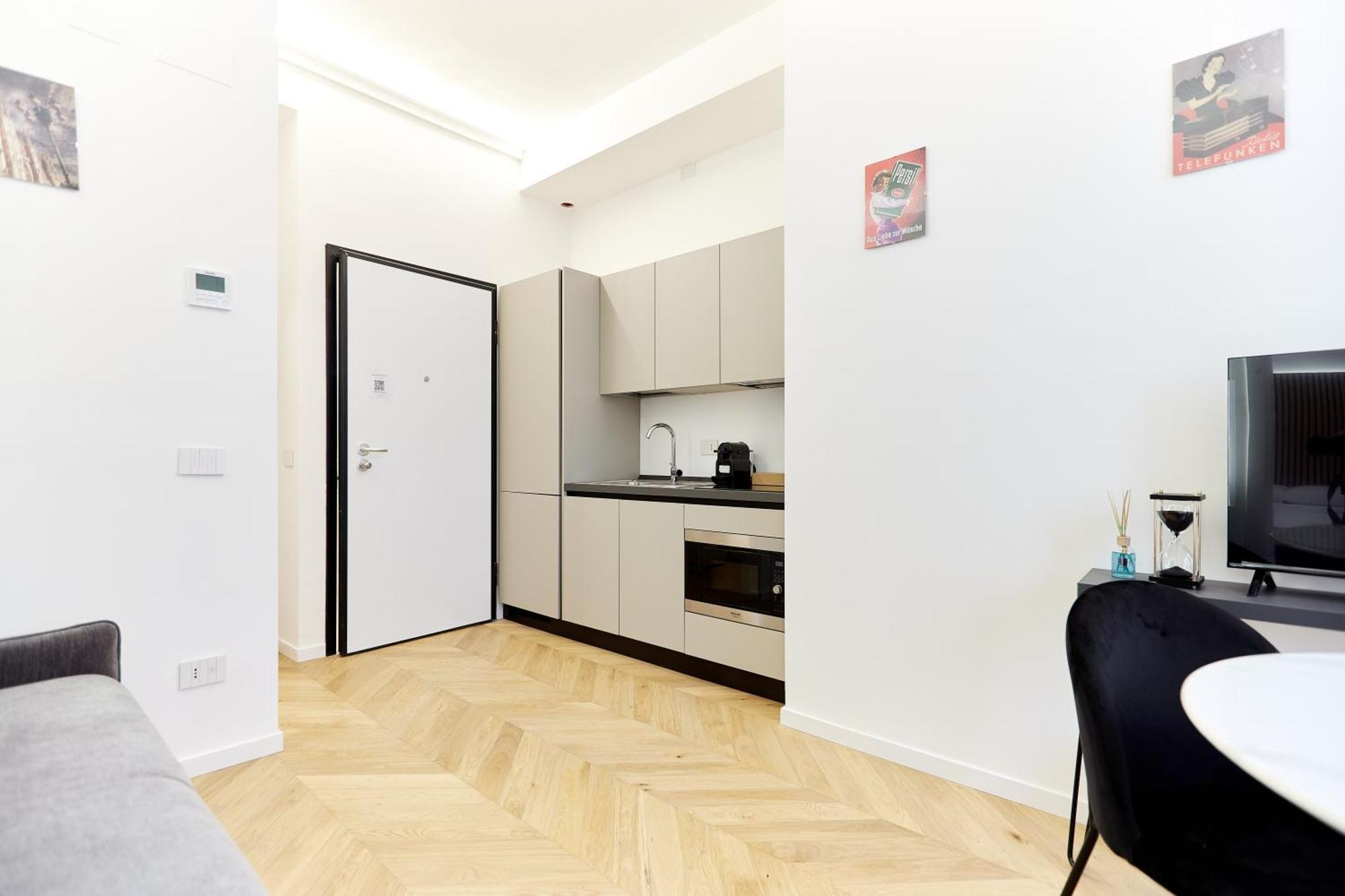 Duomo Imperial Suits - Modern And Comfortable Milan Exterior photo